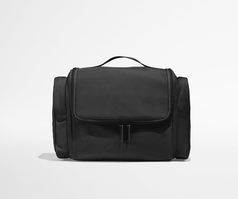 Featherlight Hanging Travel Vanity in Jet Black